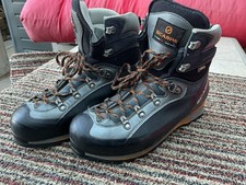 Scarpa Manta Pro GTX Mountaineering Boots EU 42 UK 8 – Vibram – B2 – Grey/Black