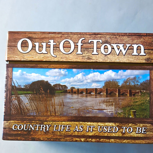 Out town dvd disc box - town, 10