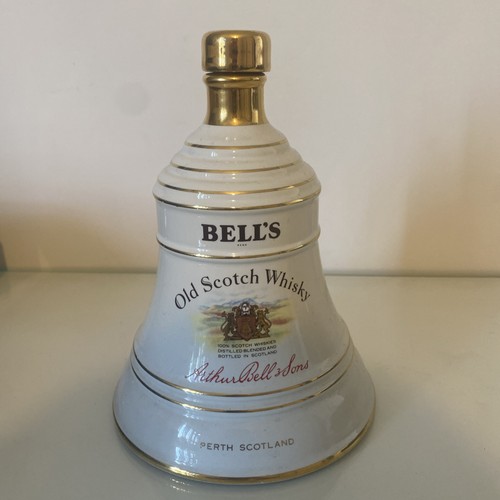 Wade commemorative bell - wade, bell's