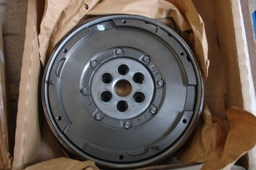 95530663 dual mass flywheel - dual,