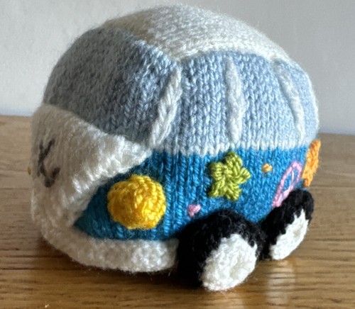Hippy hand knitted - hand, van