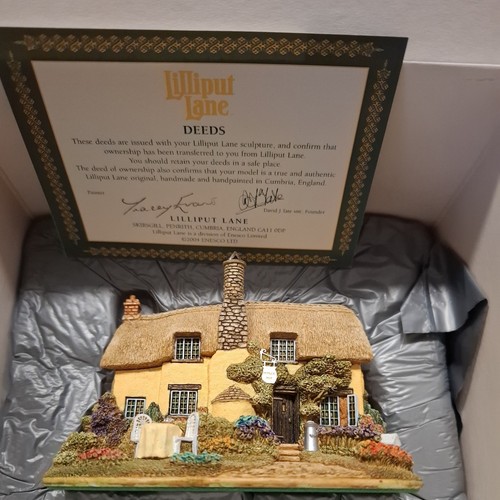 Lilliput lane collectors club - lilliput,