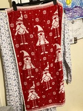 New Christmas Gnome' Hand / Guest Towel X 2