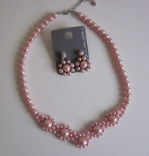 COSTUME JEWELLERY FAUX PEARL NECKLACE & EARINGS SET BNWOT .