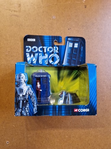 Doctor who corgi 4th - doctor,