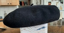 Vintage L'Aiglon Basque Black