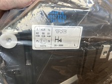 VW Transporter T5 Headlight
