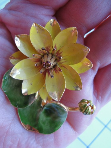 Vintage estate enamel flower - estate,