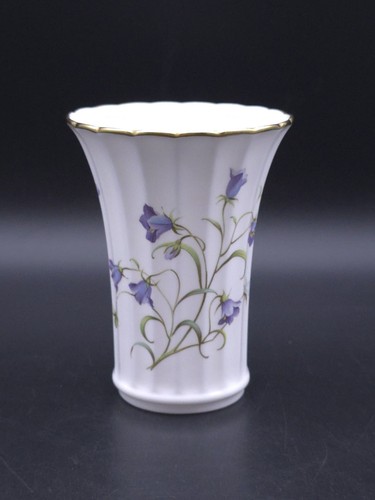 Spode campanula fluted vase - campanula,