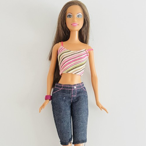 Vintage barbie house - vintage,