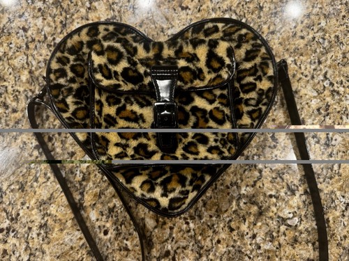 Martens heart shaped - dr., heart-shaped
