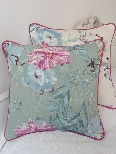 One laura ashley cosmos - , 16”
