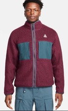 Size Large -  Nike ACG Artic