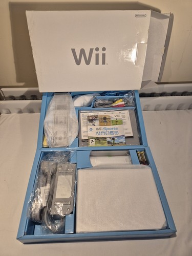 Nintendo wii console - nintendo,