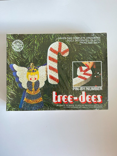 Vintage 1972 walco ornament - walco,