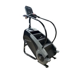 STAIRMASTER Gauntlet StepMill