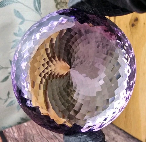 Large eye clean - eye, lavender
