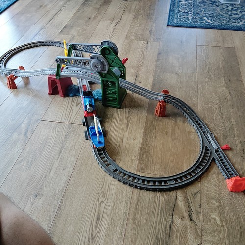 Thomas friends trackmaster - thomas,