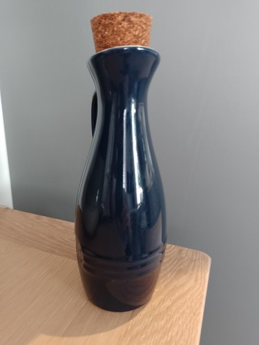 Creuset stoneware jug with - le,