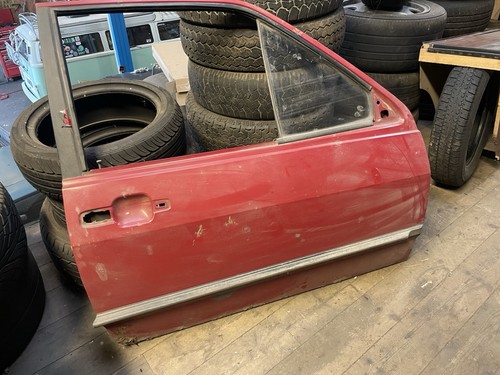 Polo mk2 front door - o/s,