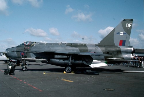 Raf lightning xs923 at - f.6,,