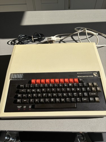 Bbc micro model restored - model,