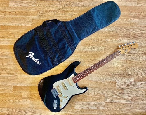 Vintage 1992 korean fender - vintage,