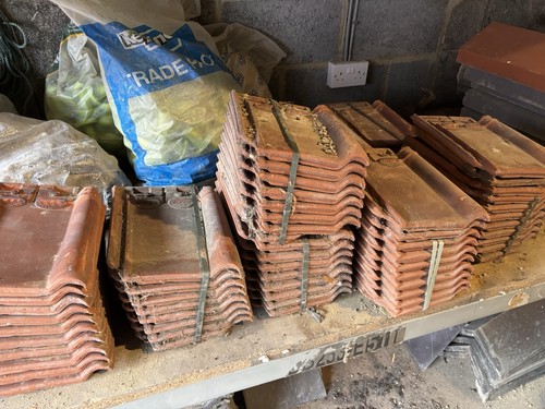 Clay pan tiles vintage job - pan,