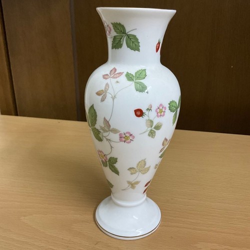 Wedgwood wild strawberry vase - strawberry,