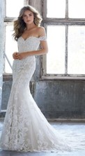 Morilee Wedding Dress Ivory Size 12 Sweetheart Neckline Stunning Train  