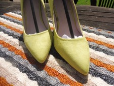 Faith citrus point toe, heeled court shoes 36/3 New