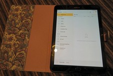 Samsung SMT813 Galaxy Tab S2 9.7in. 32GB Wi-Fi Tablet Bundle. VGC. With Case. k9