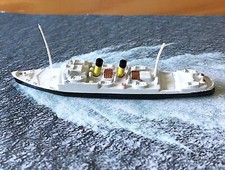 TRIANG MINIC SHIPS - series 1