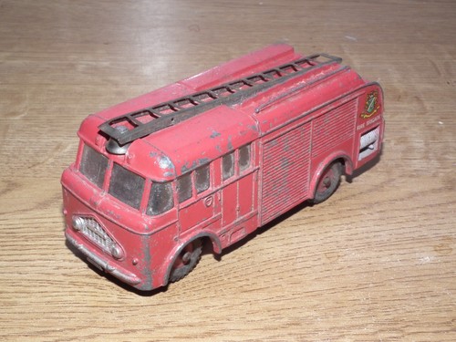 Dinky debford fire - engine, 259