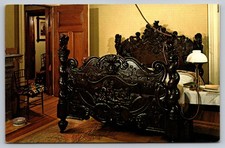 Mark Twain's Bed Hartford CT