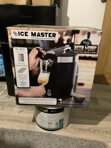 Beer keg pump - keg, inbuilt