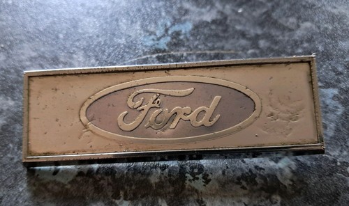 Classic ford wing badge - ford, j