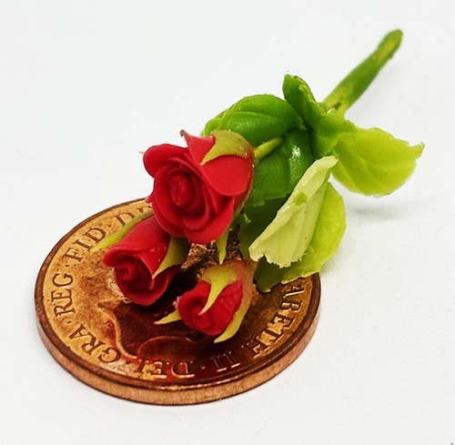 Dolls house bunch roses - dolls, of