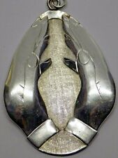 LARGE VINTAGE ENGLISH STERLING SILVER PRAYING HANDS PENDANT. 18 GRAMS. RARE.