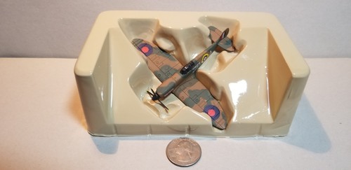 Corgi cs90129 raf spitfire - corgi,
