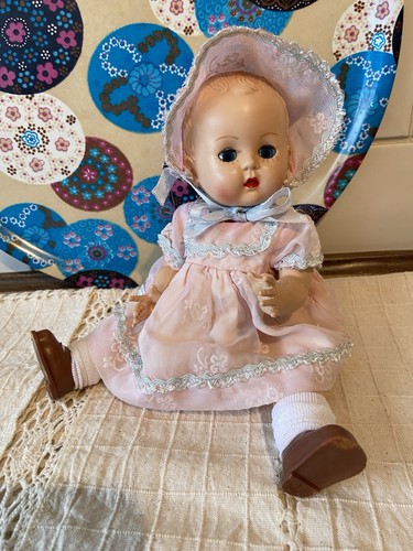 Vintage plastic pedigree doll - pedigree,