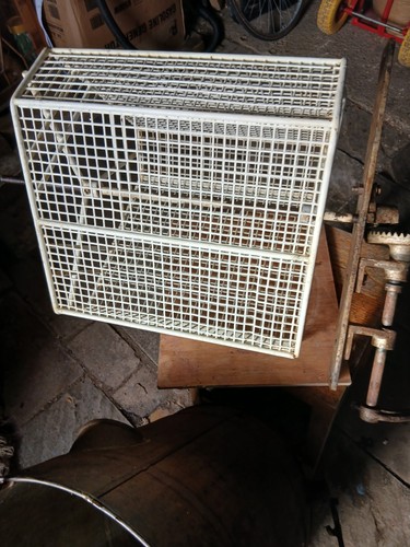 Frames honey extractor - 6,