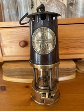 Eccles Miners Lamp type SL - working