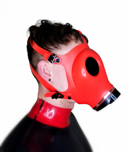 Red rubber fetish gas - red,