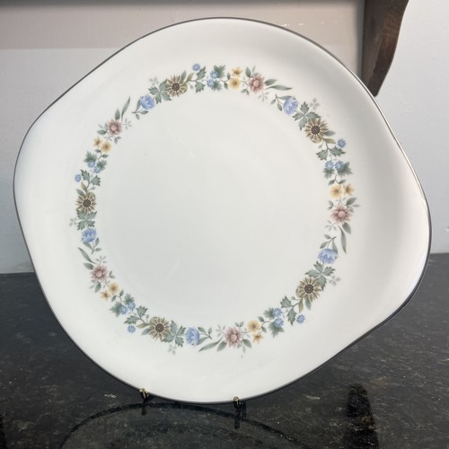 Royal doulton caprice plates - doulton,