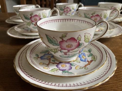 Beautiful vintage new - beautiful,