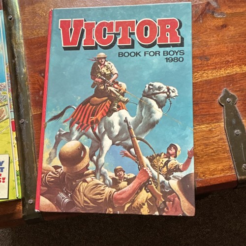 Victor 1980 hardback war - 1980,