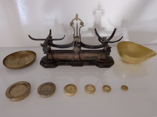 Antique avery case - case, iron