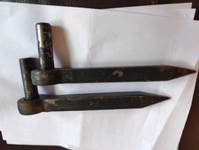 Heavy Duty 19mm Hook To Drive Field Gate Hanging Galvanised