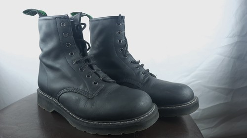 Solovair black greasy eye - black,